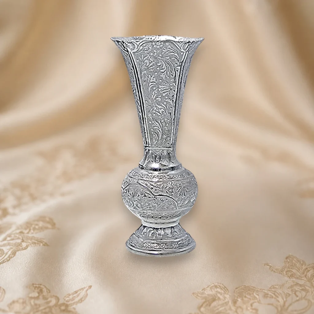گلدان پخ‌دار نقره